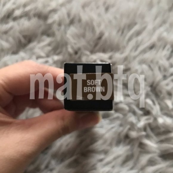 Anastasia Beverly Hills Brow Wiz in Soft Brown - Picture 2 of 3